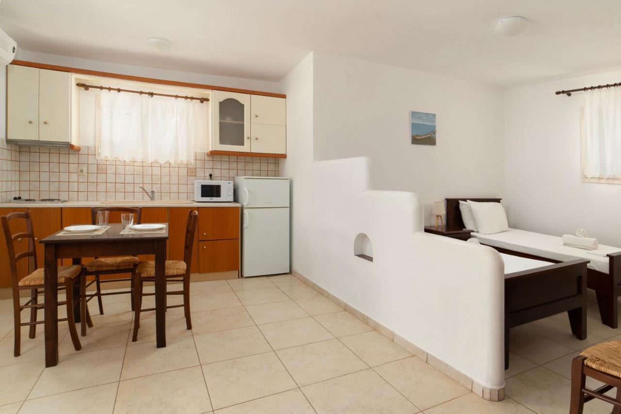 באטסי Almar Apartments מראה חיצוני תמונה